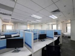 Lippo Centre (D2), Office #568709731